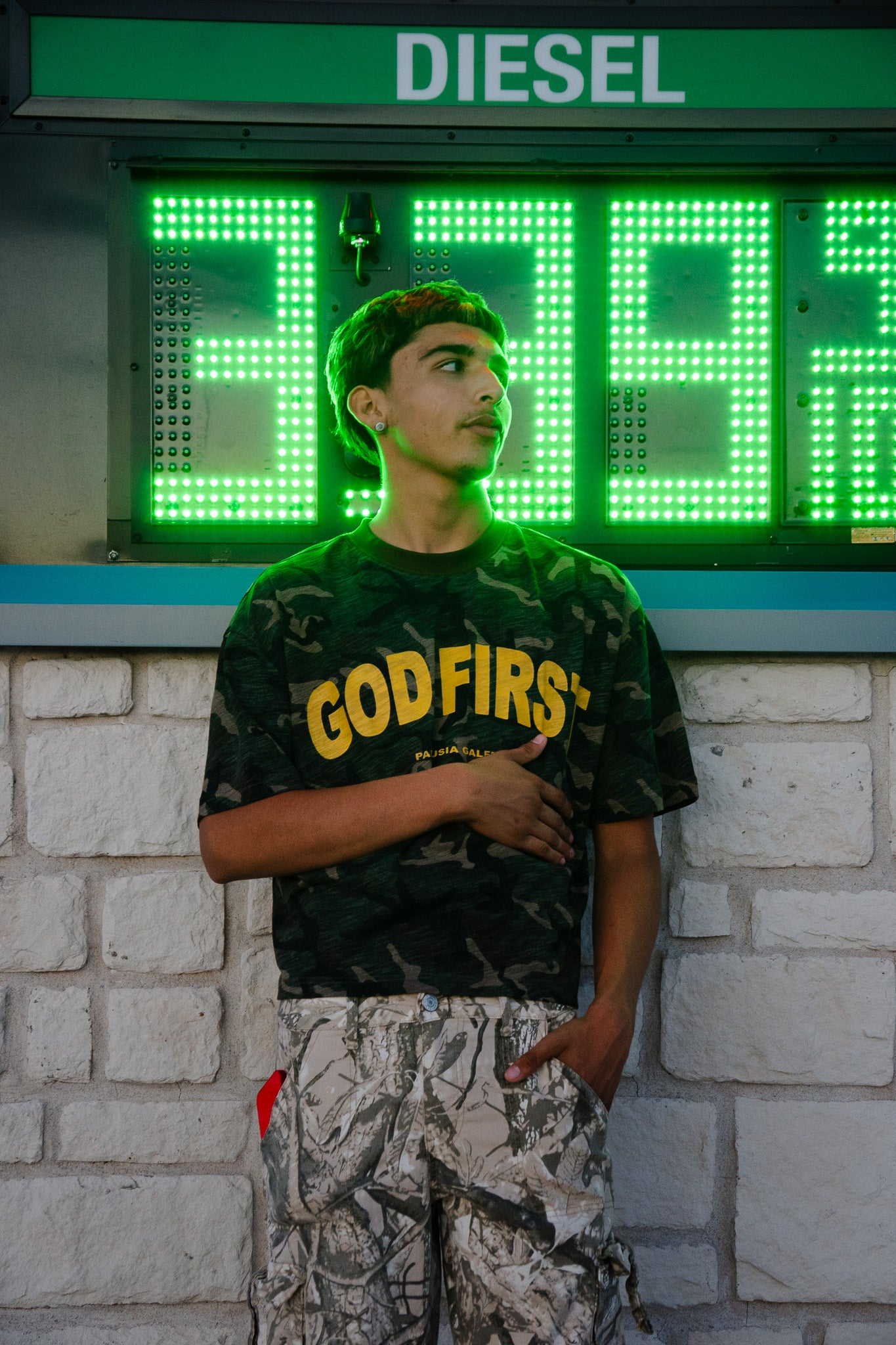 GodFirst Camo Cropped T-shirt